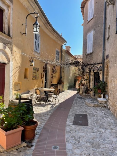Foto: Eze, satul medieval de pe Riviera Franceza